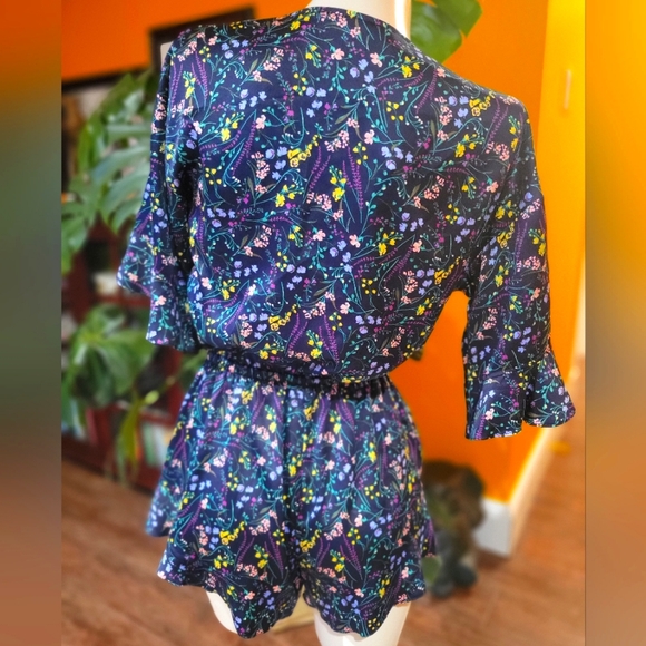 Victoria's Secret Romper - Picture 2 of 5